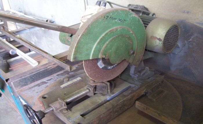 SWP007 – Flexovit Abrasive Saw (Hot Saw) OP12017 Rev 5/FO14104 Rev 2