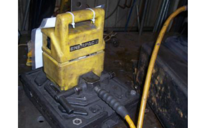 SWP077 – Enerpac PUJ 12010E – OP12082 Rev 3/FO14096 Rev 1